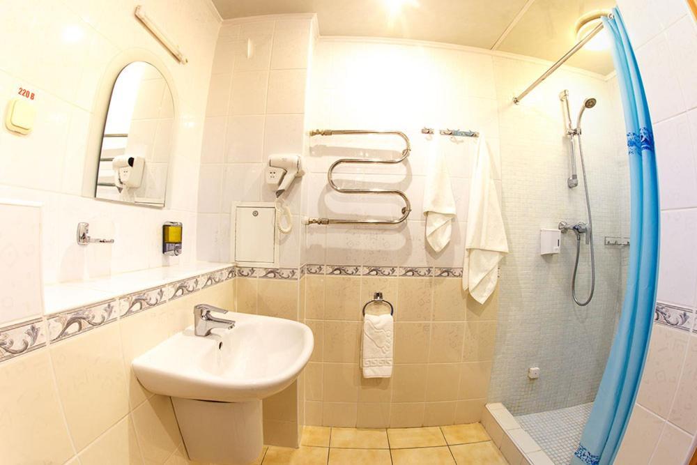 Truskavets 365 Hotel Kültér fotó