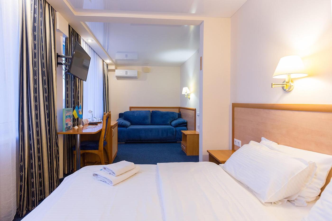Truskavets 365 Hotel Kültér fotó