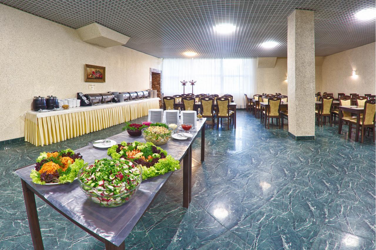 Truskavets 365 Hotel Kültér fotó