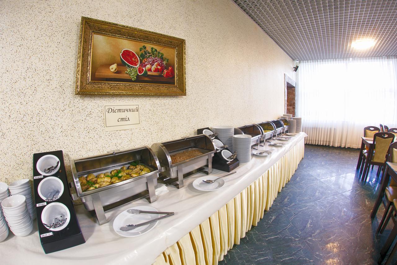 Truskavets 365 Hotel Kültér fotó