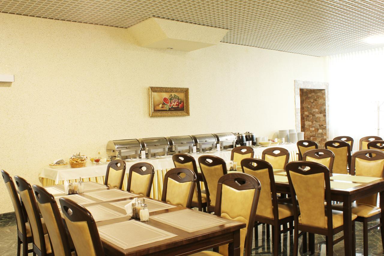 Truskavets 365 Hotel Kültér fotó