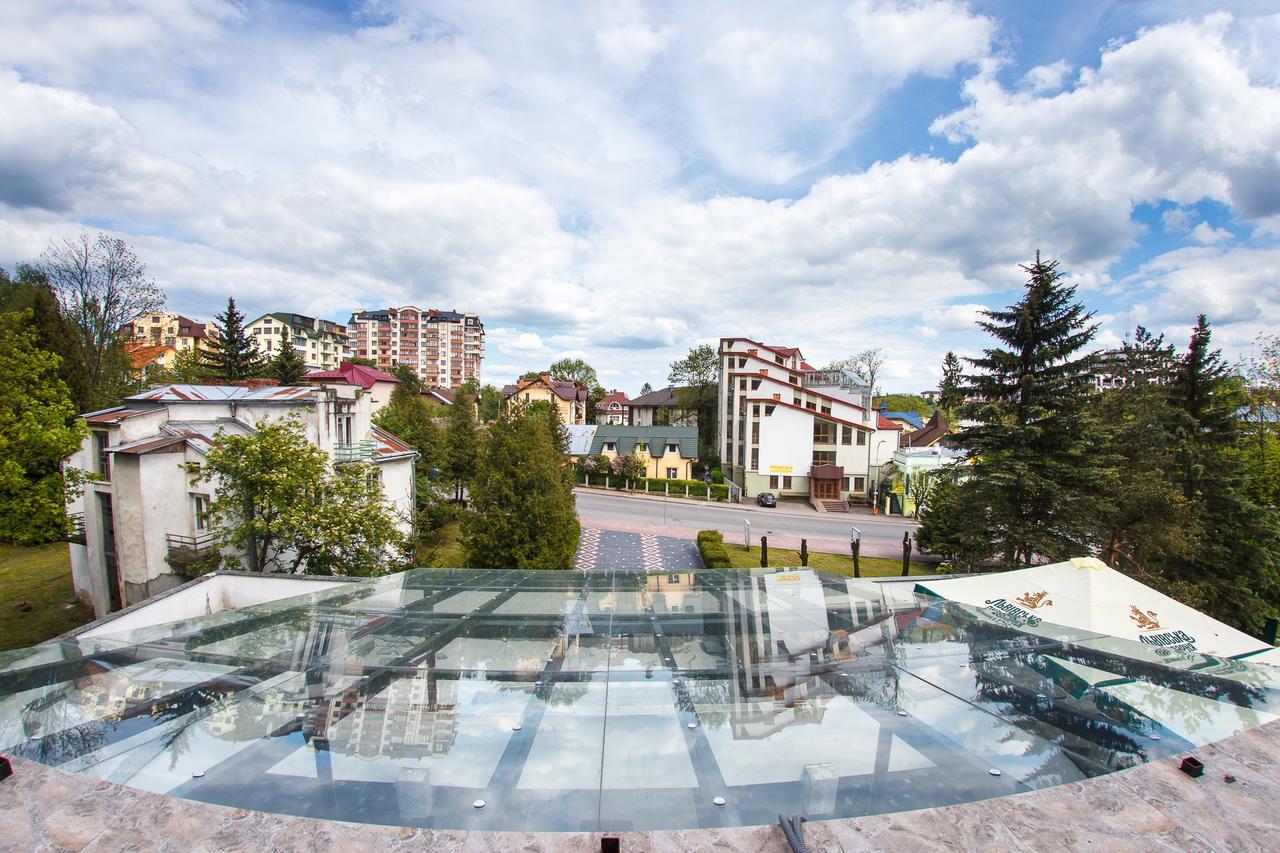 Truskavets 365 Hotel Kültér fotó